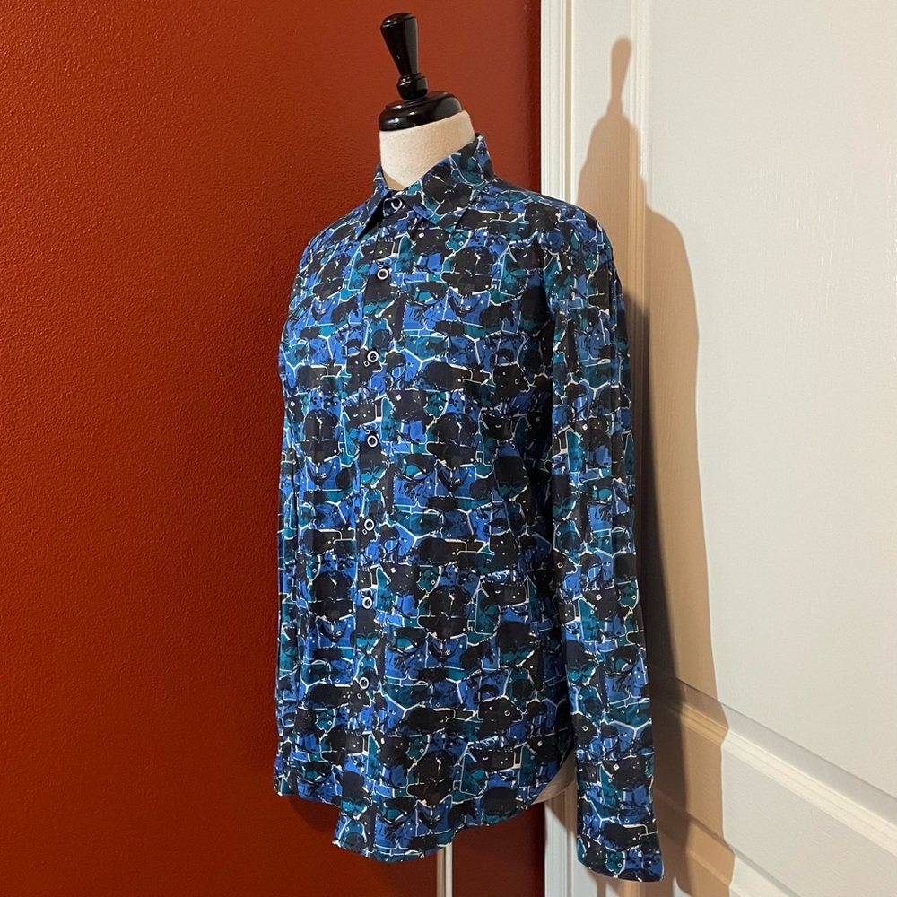 Robert Graham Men’s Classic Fit Abstract Skull Button Down Long Sleeve Shirt